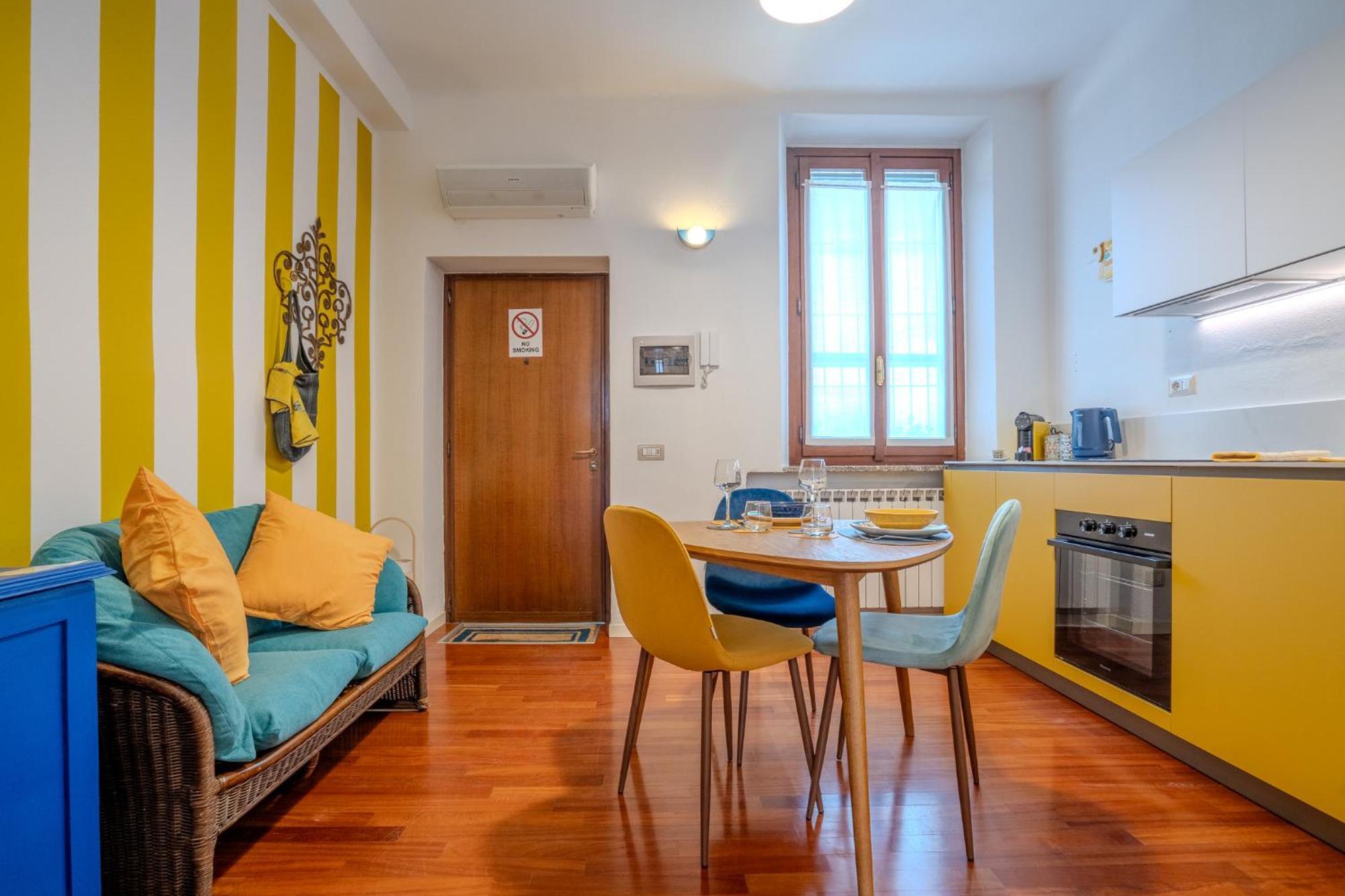 Case Ospitali - Casa La Fontanella, Suggestivo Bilocale X2 In Corte チェルヌスコ・スル・ナヴィーリオ エクステリア 写真